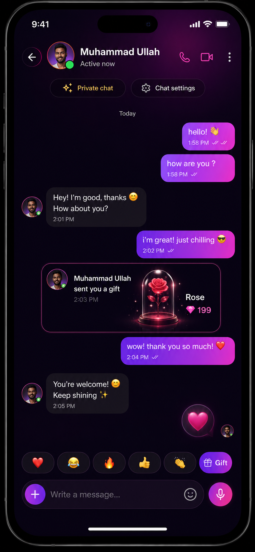 Pitch Live messaging screen with gradient chat bubbles